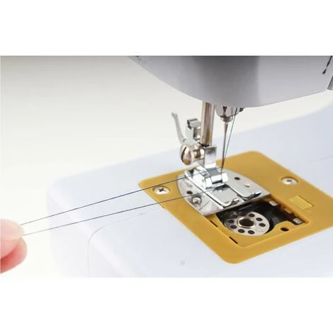PRIXTON - Macchina Da Cucire Portatile P120 - Cassetto Per Accessori - Lampada Integrata - 16 Tipi Di Schemi - Pedale Incluso - Colore Giallo - immagine 4