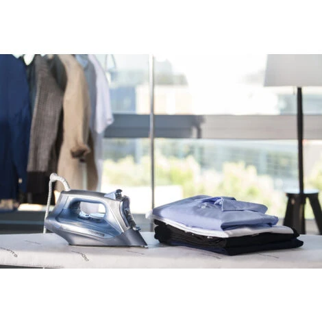 Rowenta DW4308 Express Steam, Ferro Da Stiro, Microsteam300 LASER Per Ottima Diffusione Del Vapore, Emissione Continua Di Vapore Di 40 G/min Ed Un Colpo Vapore Di 150 G/min, Capacità Del Ser - immagine 4